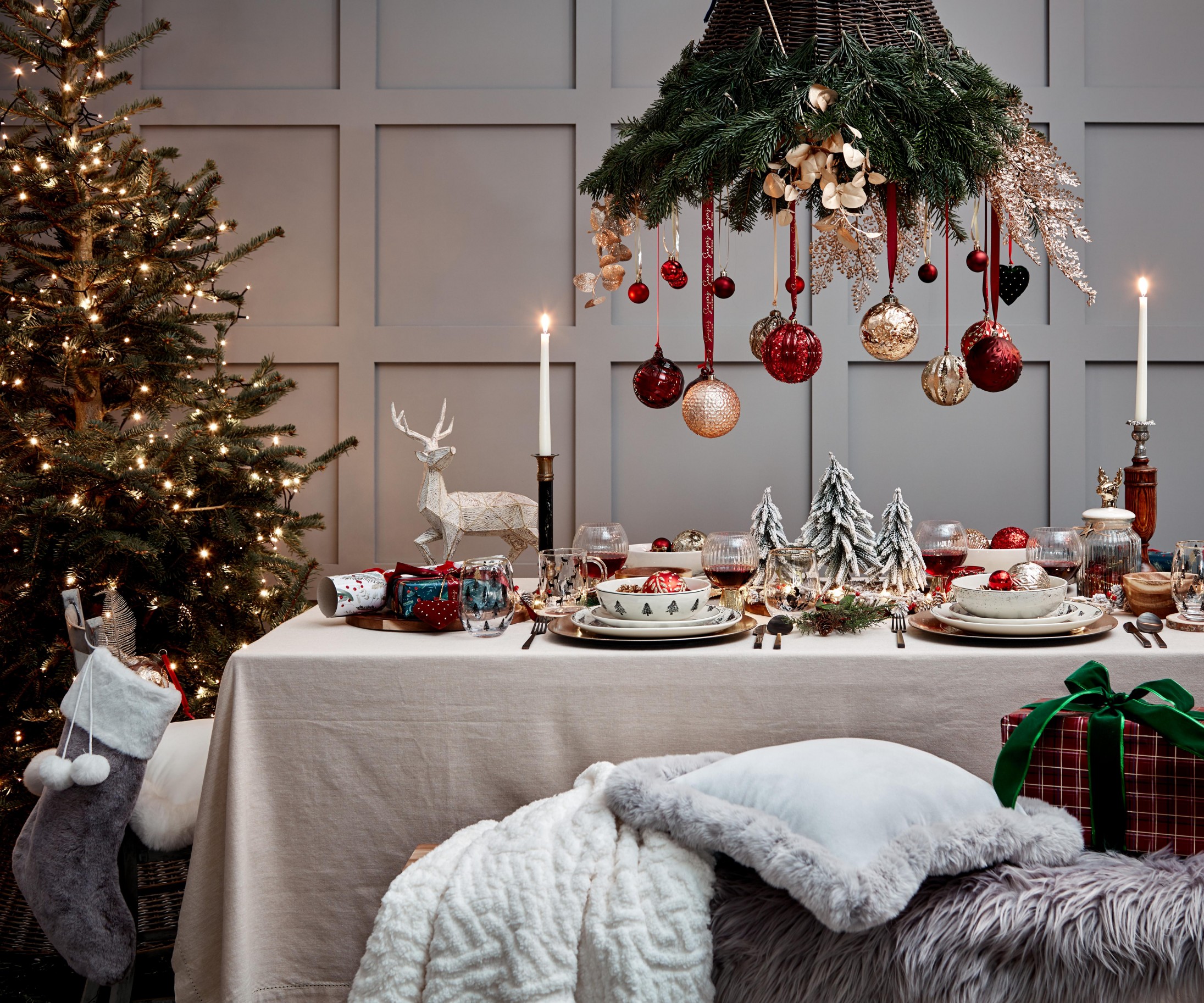Traditional Christmas Interiors Living North